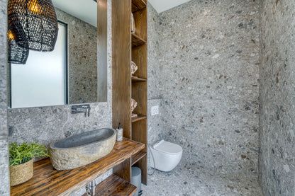 3pokojová Vila u pláže Pandawa – 3 patrová, Bali (Uluwatu)